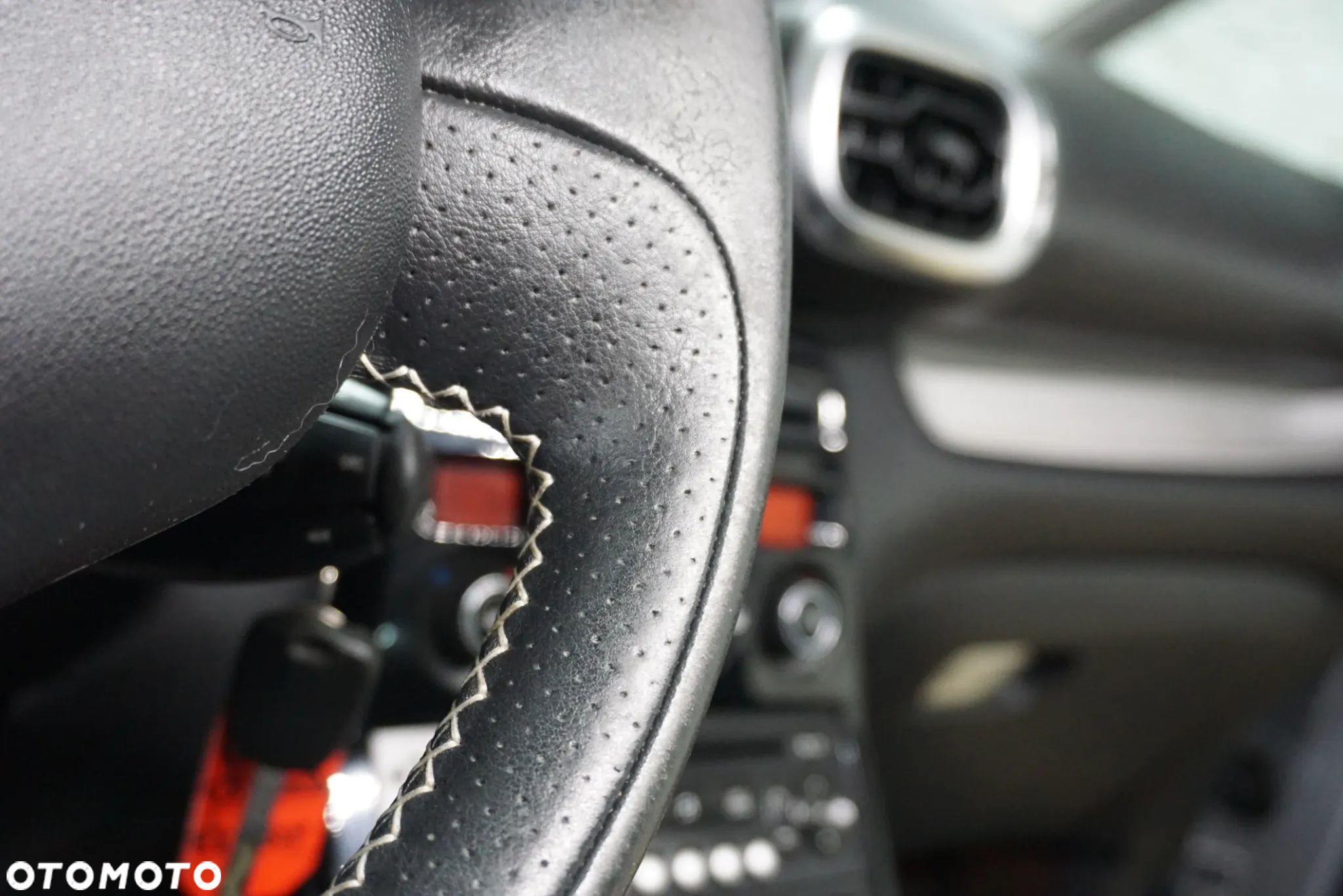 Citroën C3 Picasso 1.4i Exclusive - 31