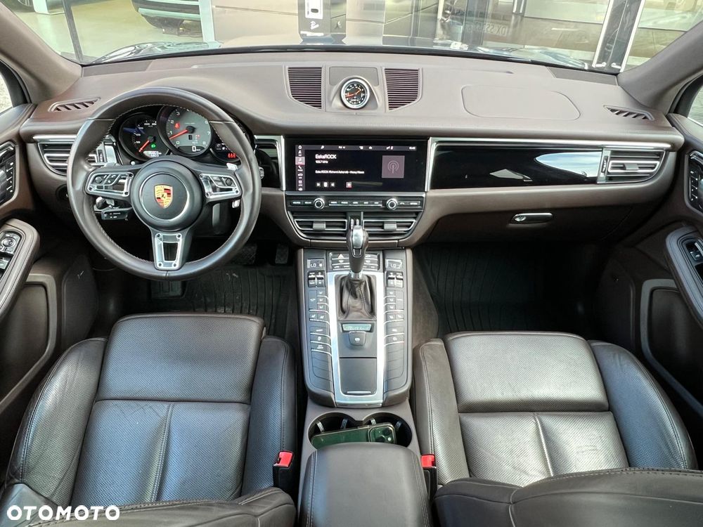 Porsche Macan - 8