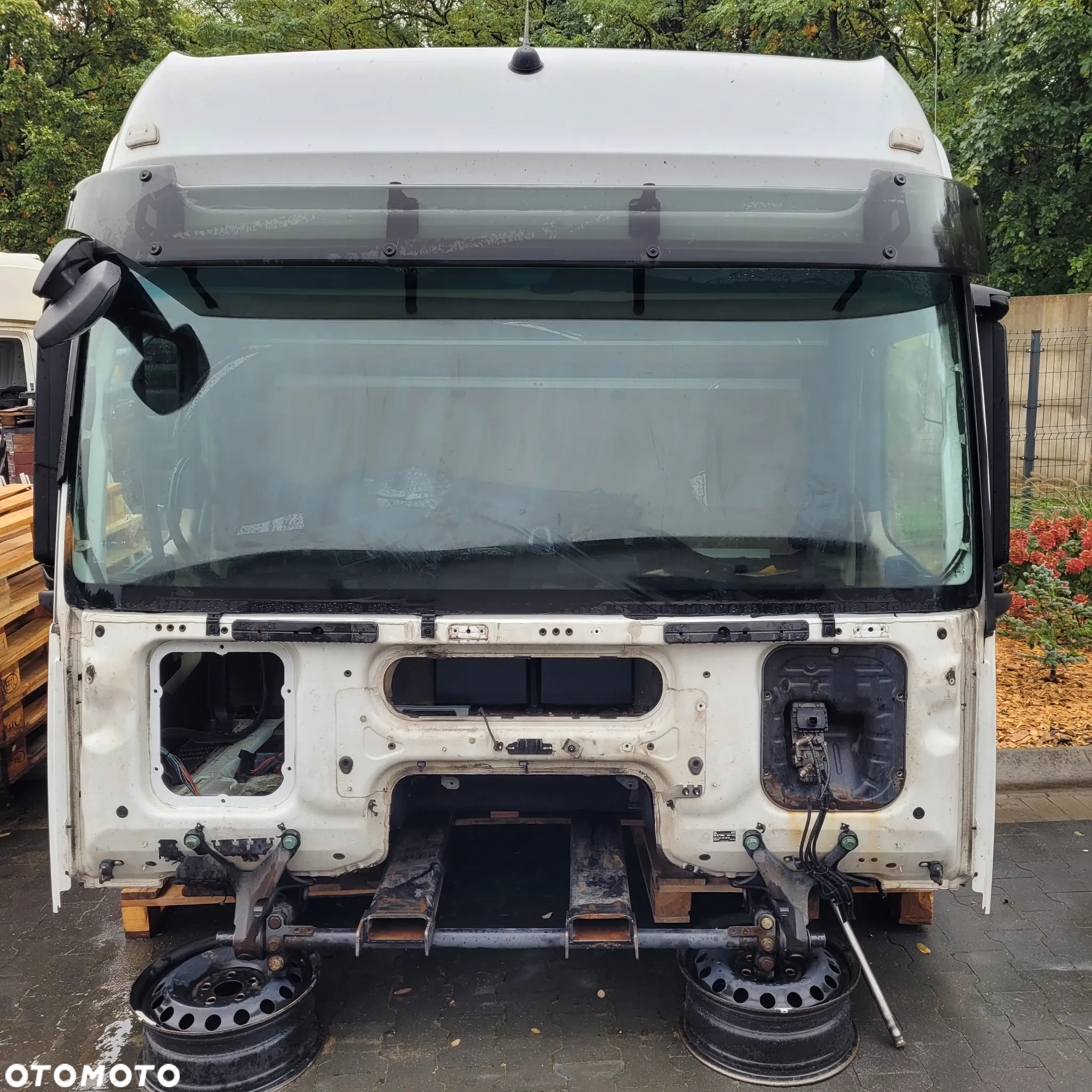 KABINA ACTROS MP4 SZEROKA - 2