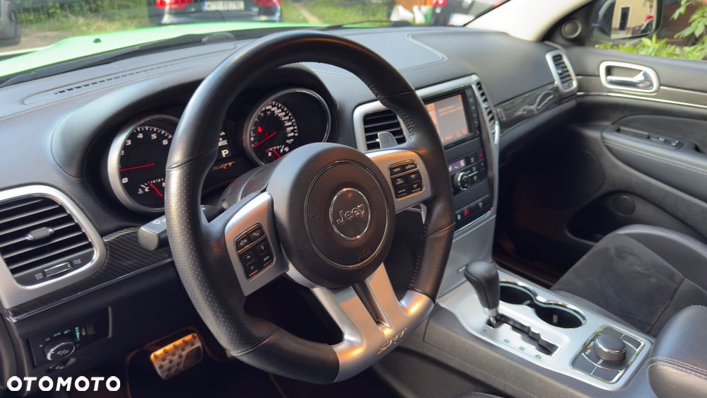 Jeep Grand Cherokee 6.4 V8 SRT8 - 8