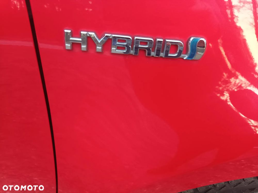 Toyota Yaris Hybrid 100 Premium - 34