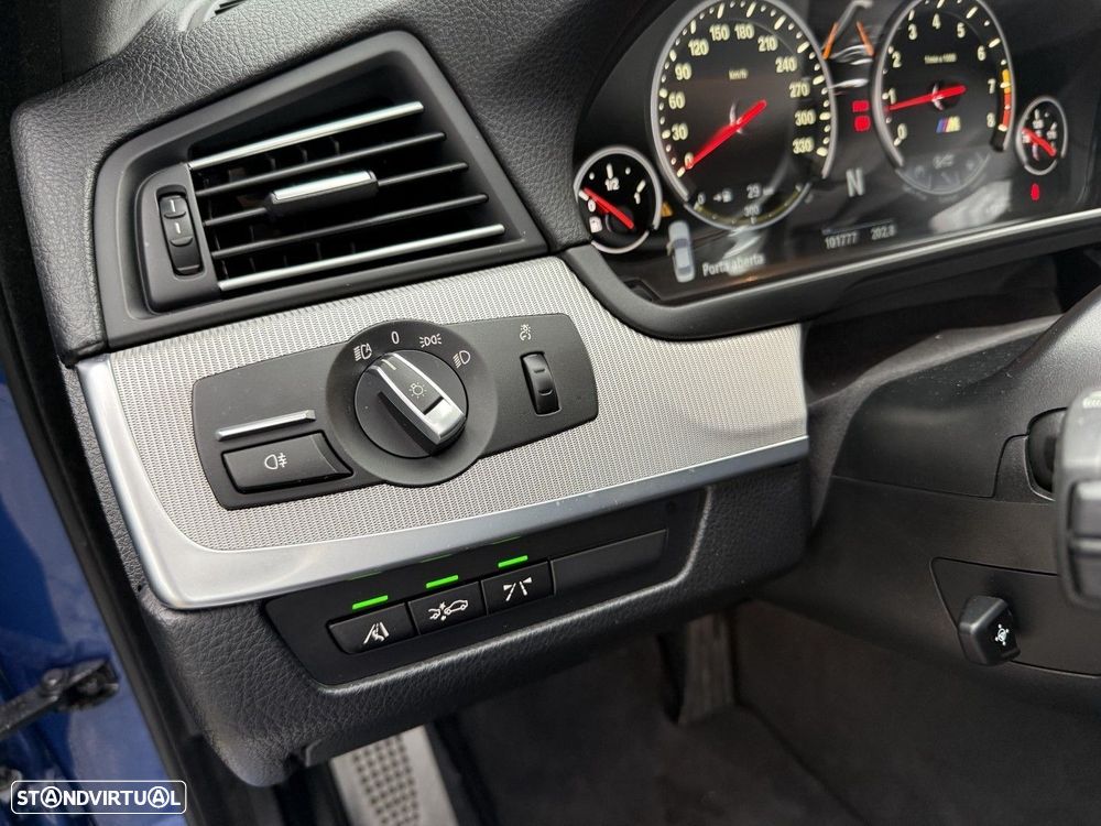 BMW M5 Standard - 16