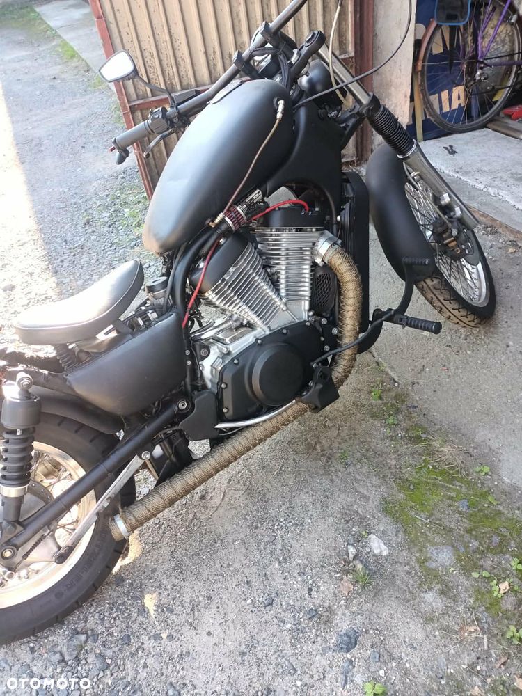 Suzuki Intruder - 8