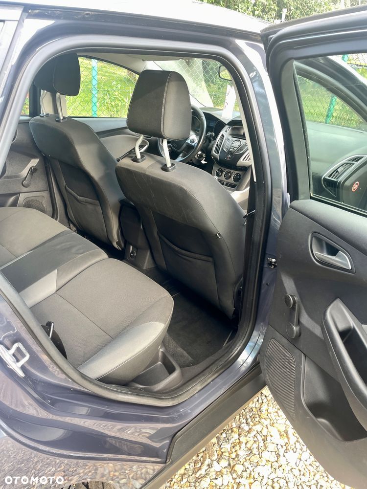 Ford Focus 1.6 TDCi DPF Champions Edition - 12