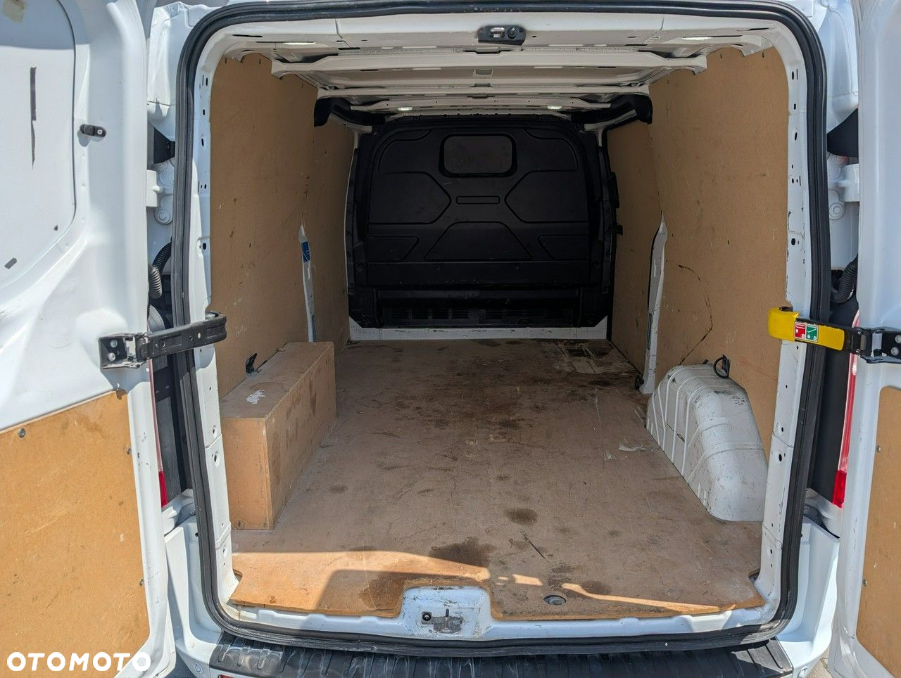 Ford Transit Custom - 10