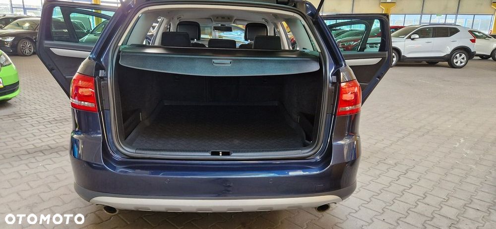 Volkswagen Passat Alltrack - 15
