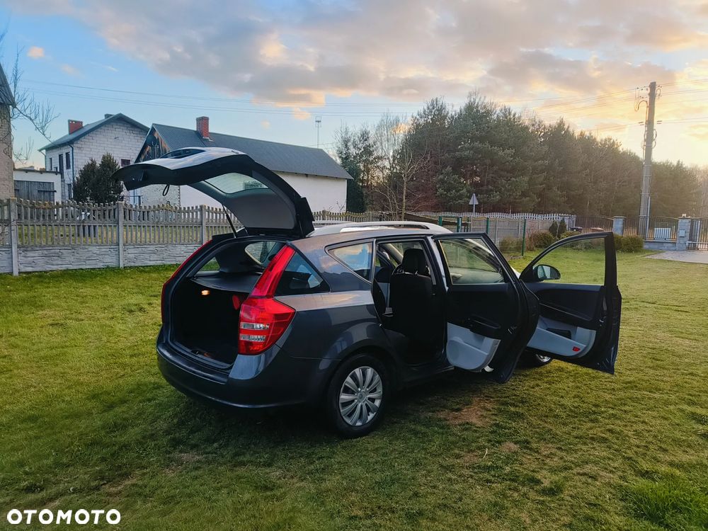 Kia Ceed 1.4 Comfort - 10