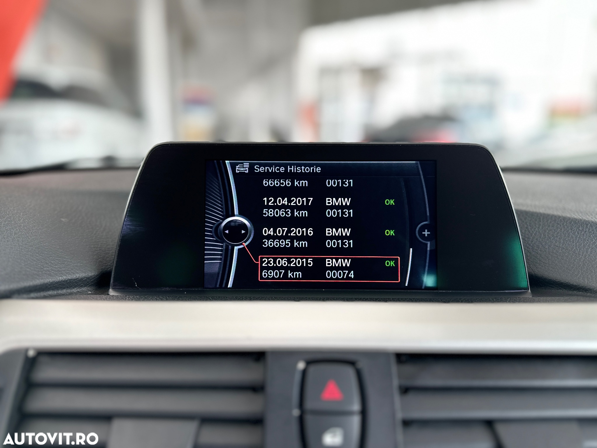 BMW Seria 3 320d - 30