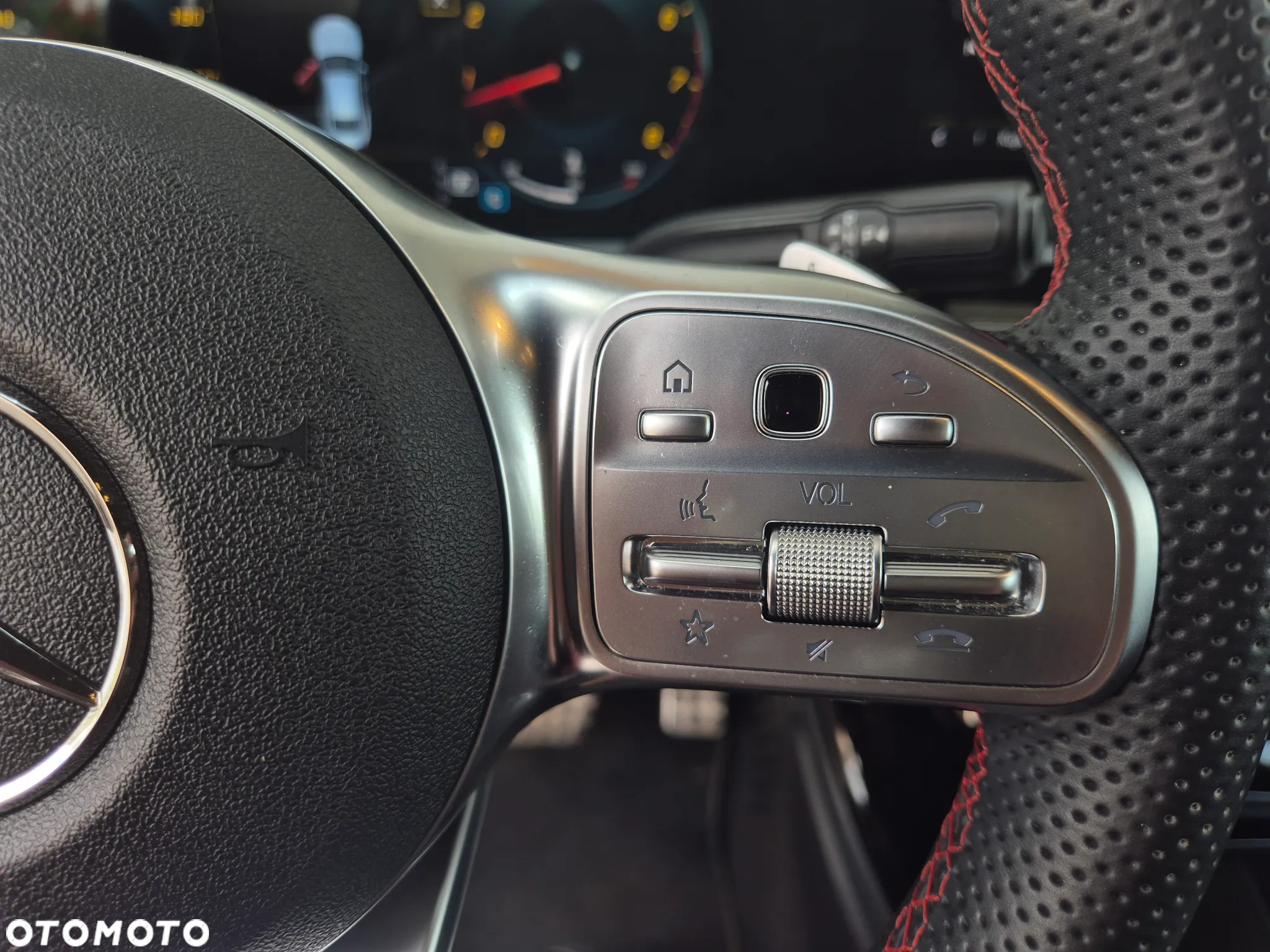 Mercedes-Benz CLA 250 Edition 1 7G-DCT - 16