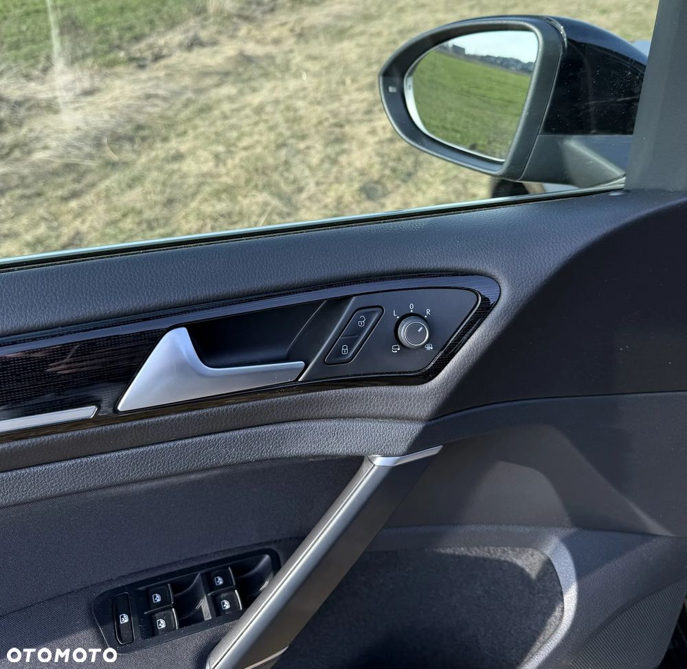 Volkswagen Golf 1.5 TSI BlueMotion ACT Highline - 25