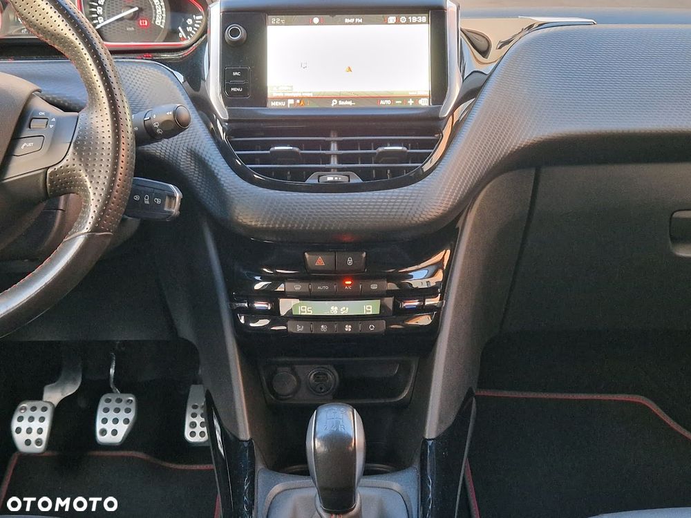 Peugeot 2008 PureTech 110 Stop&Start GT-Line Edition - 9