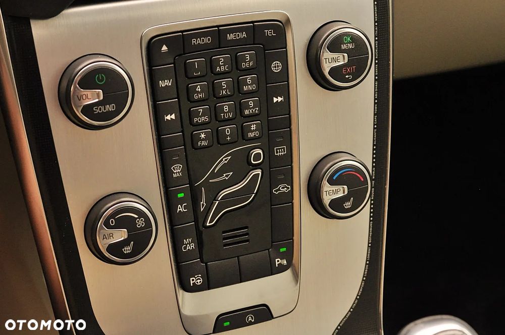 Volvo V40 T3 Ocean Race - 32