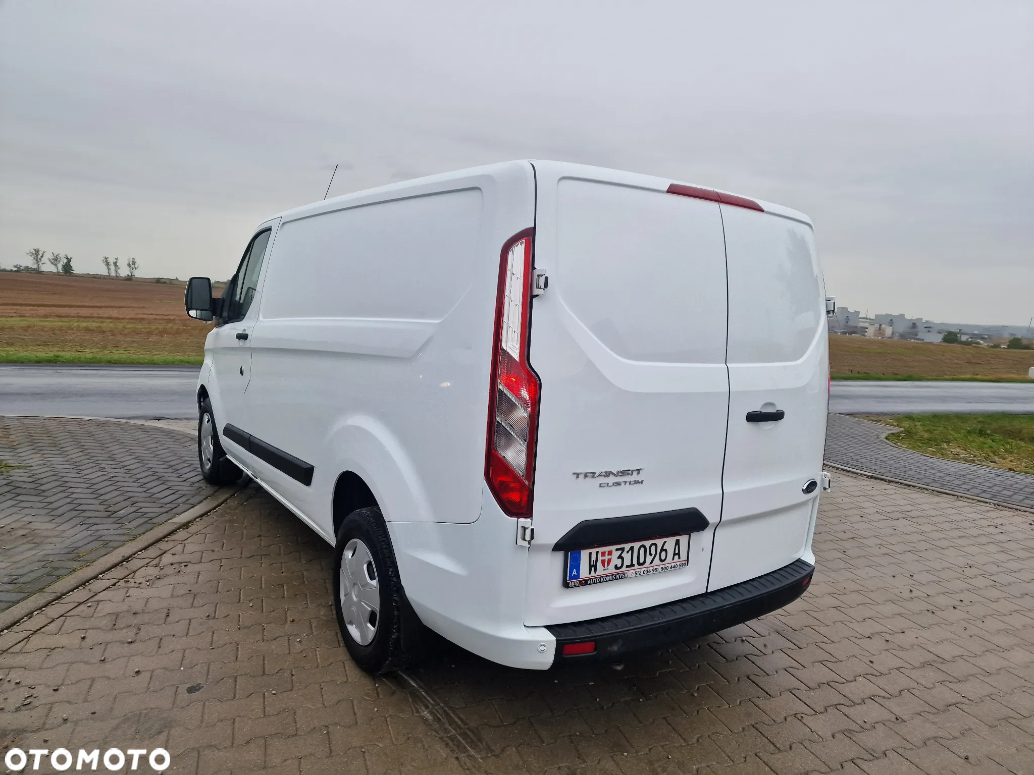 Ford Transit Custom - 16