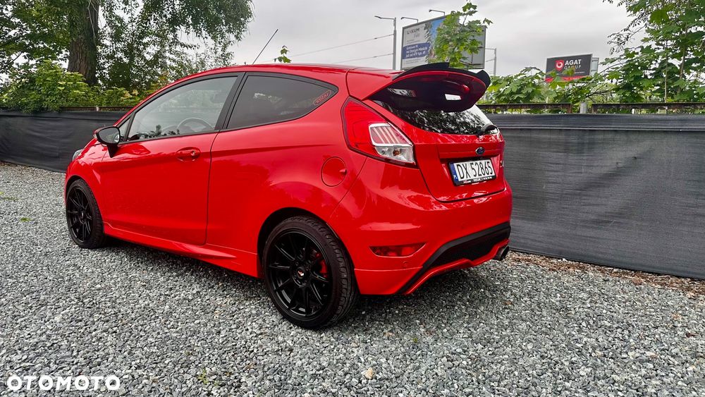 Ford Fiesta 1.6 EcoBoost mit Leder-Sport-Paket ST - 8