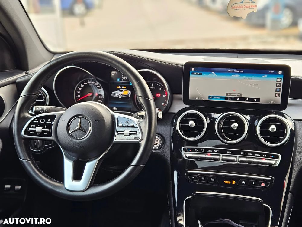 Mercedes-Benz GLC Coupe 200 d 4Matic 9G-TRONIC AMG Line Advanced - 9