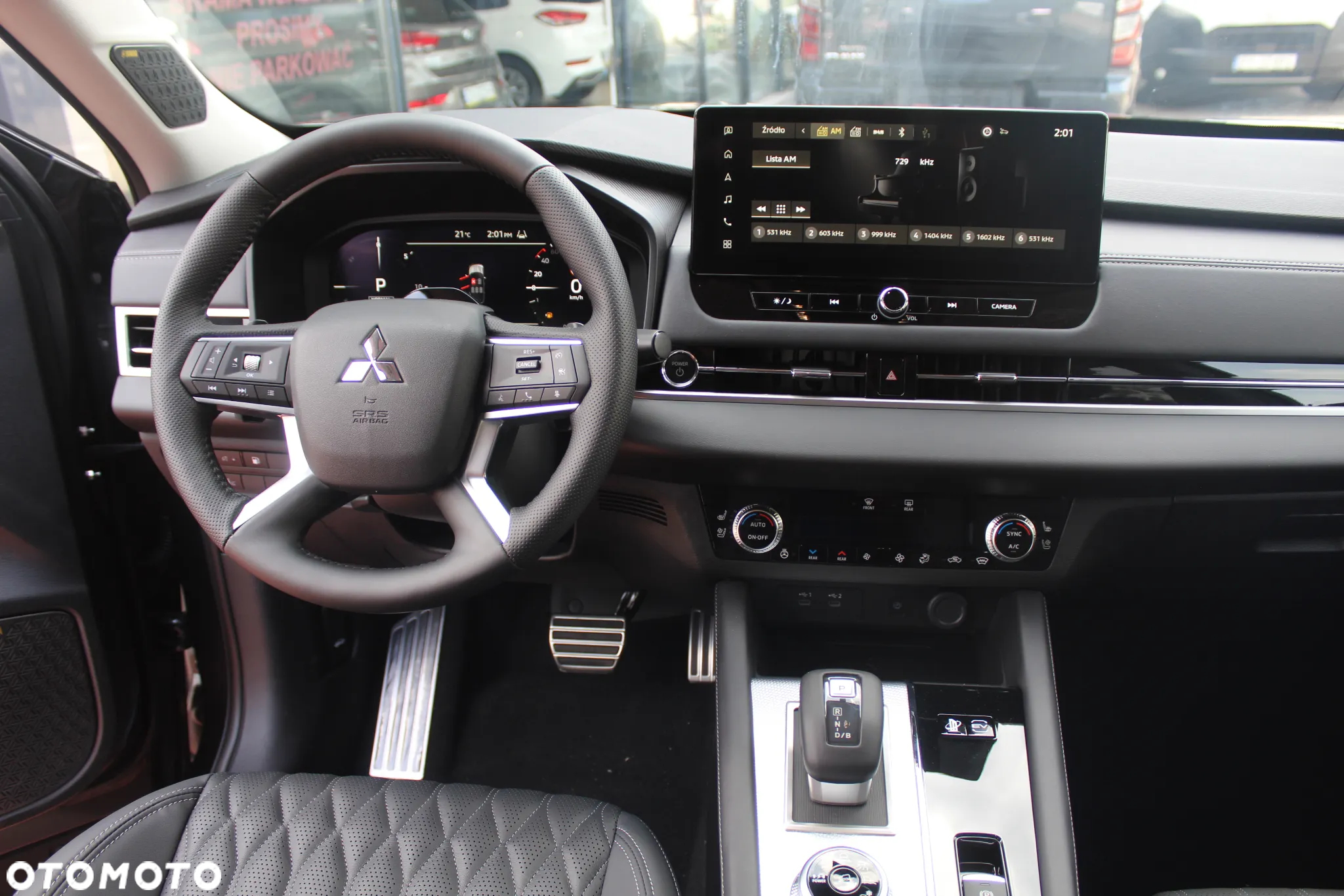 Mitsubishi Outlander ver-phev-instyle - 24
