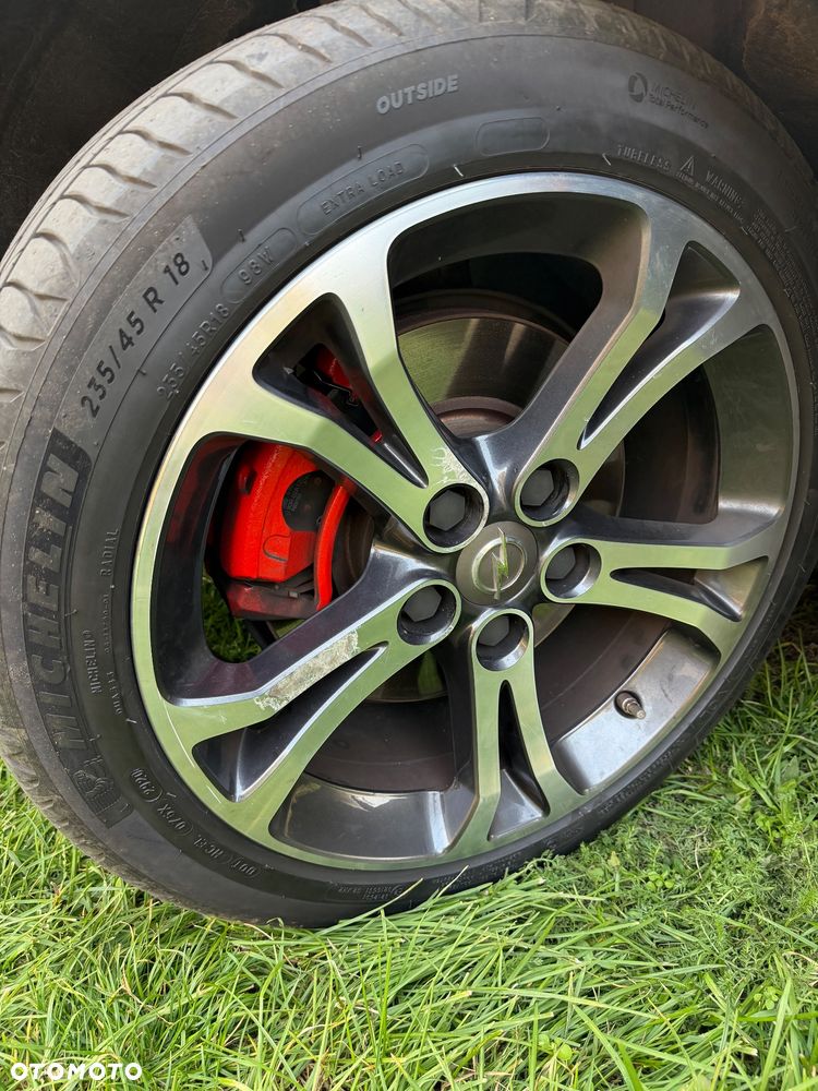 Opel Insignia - 15