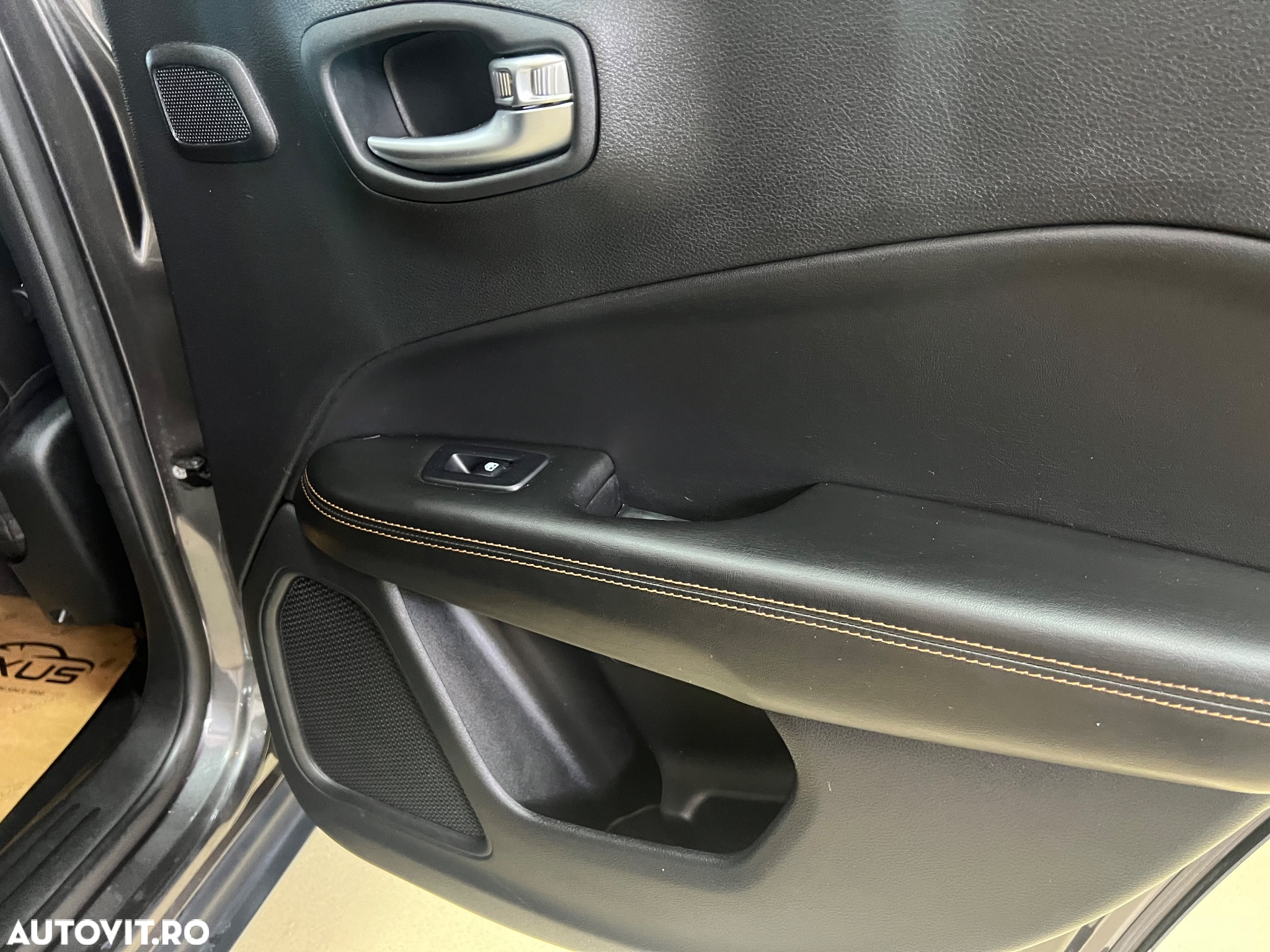 Jeep Compass 2.0 M-Jet 4x4 AT Limited - 15