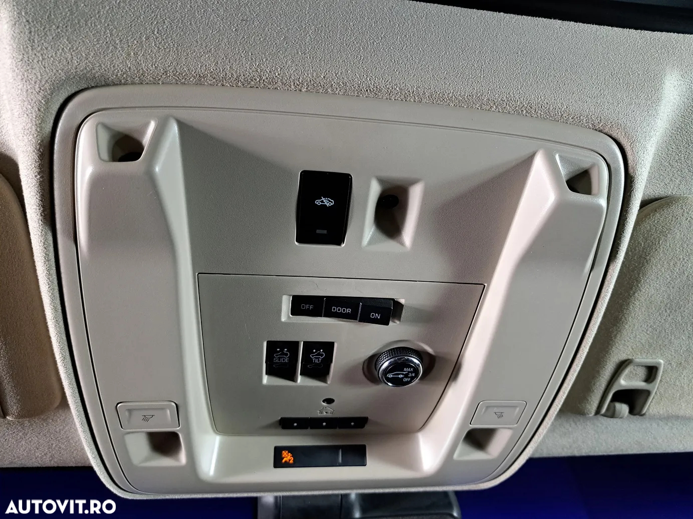 Cadillac Escalade - 19