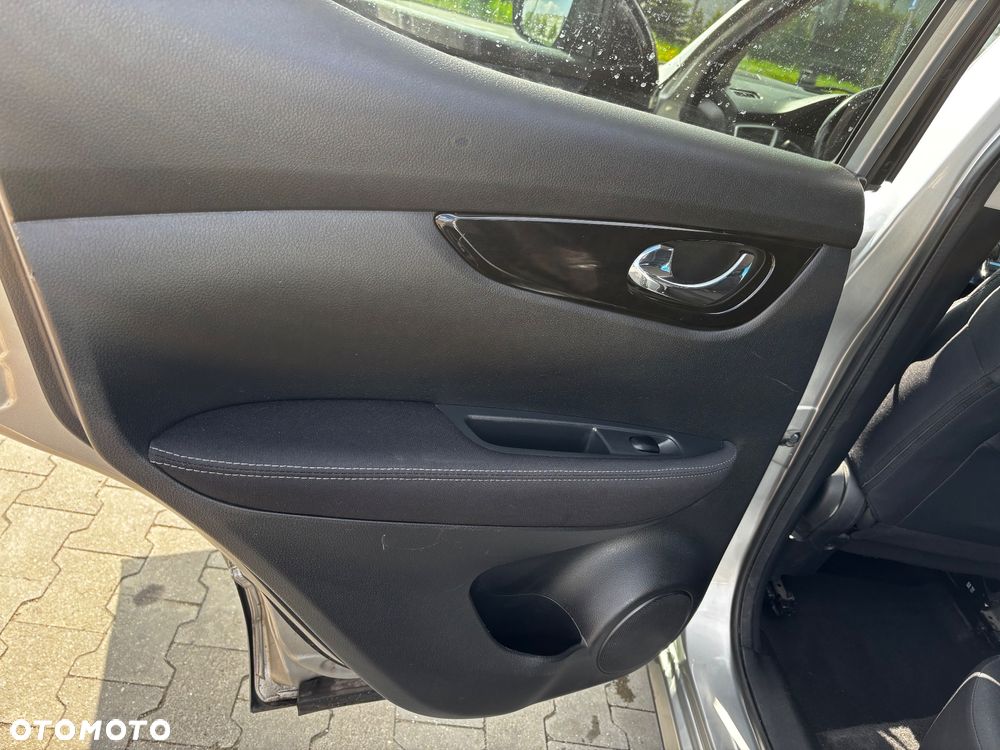 Nissan Qashqai 1.6 DCi Acenta Xtronic - 8
