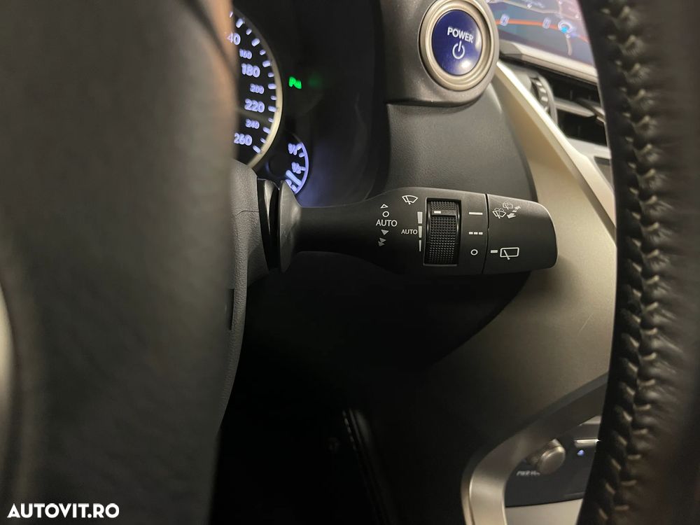 Lexus Seria NX 300h AWD Executive Plus - 24