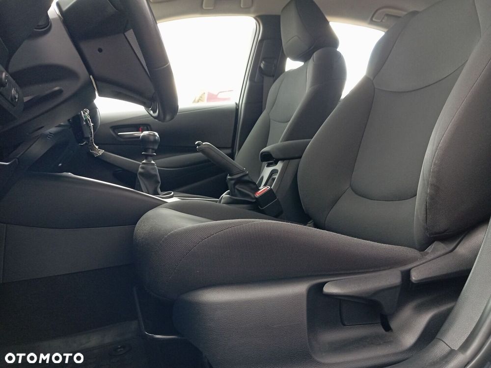 Toyota Corolla - 16