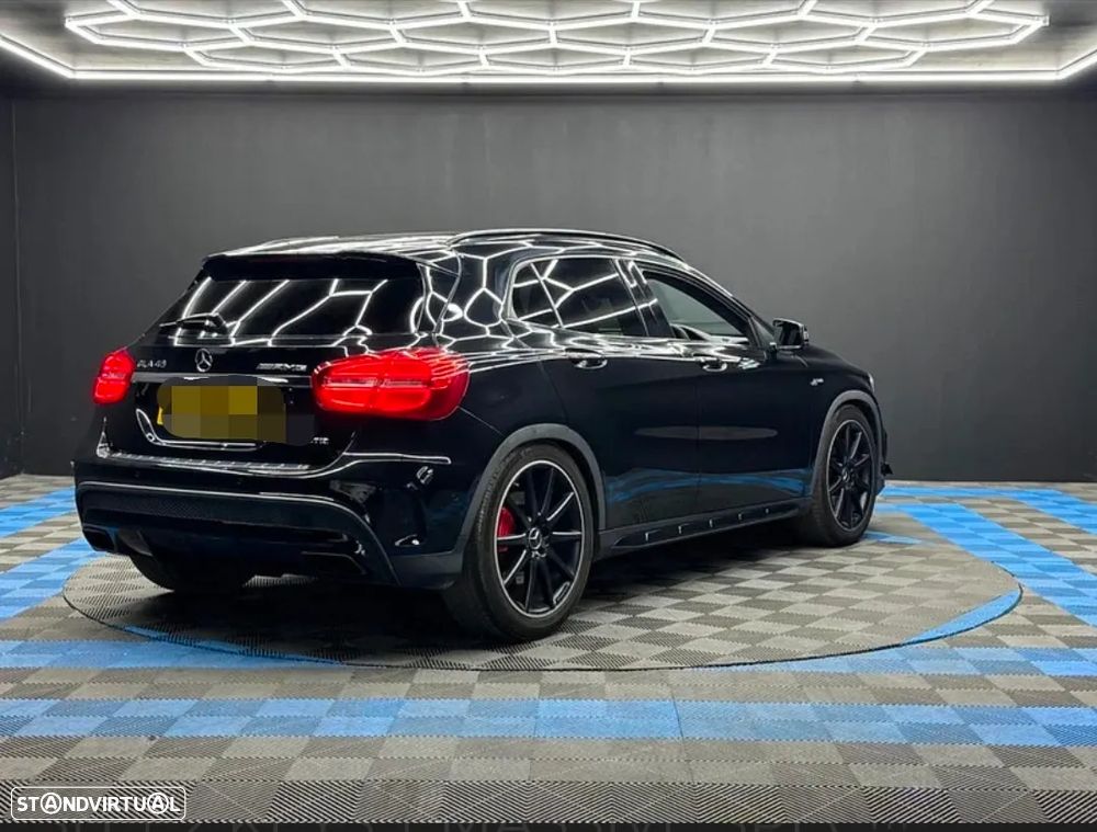 Mercedes-Benz GLA 45 AMG 4Matic Speedshift 7G-DCT Night Edition - 6