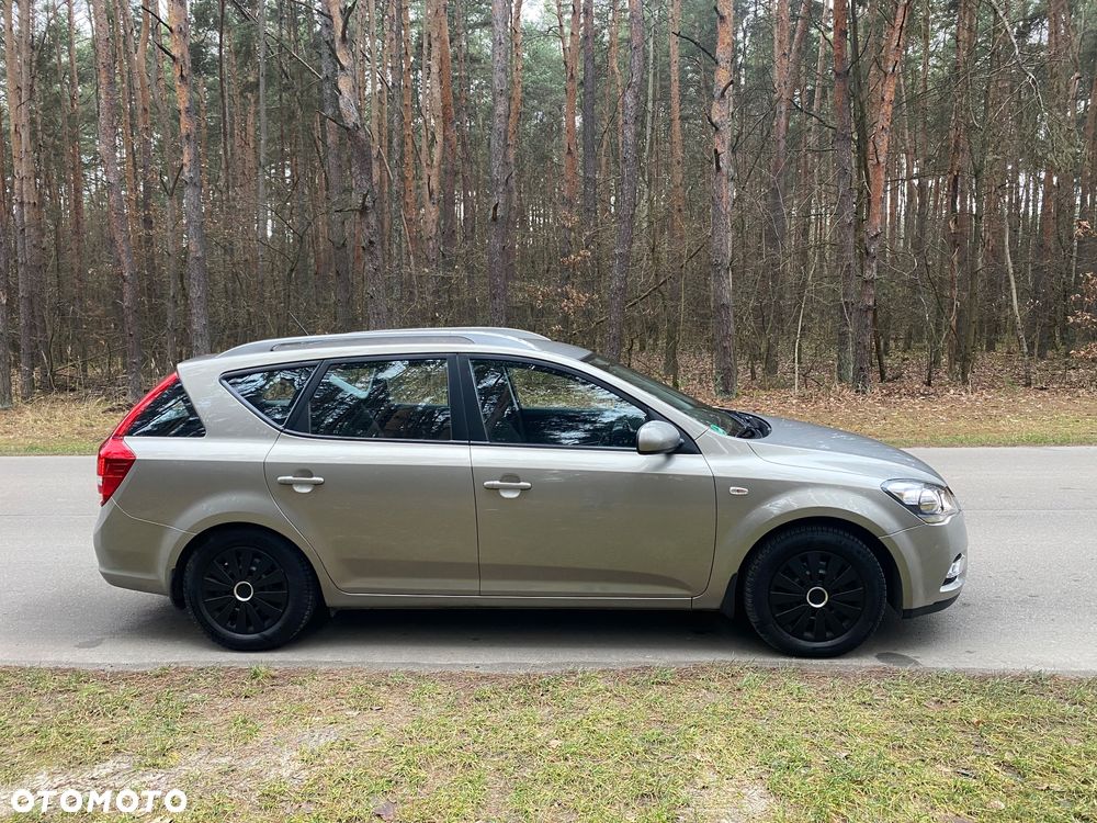 Kia Ceed 1.6 CVVT Automatik Spirit - 24