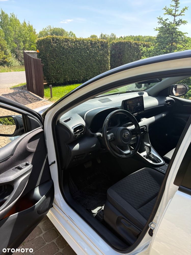 Toyota Yaris - 16
