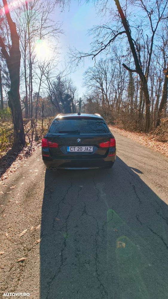 BMW Seria 5 525d Touring Aut. - 2