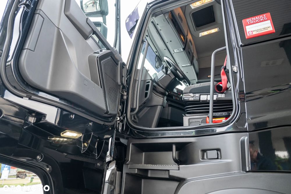 Renault T520 - 16
