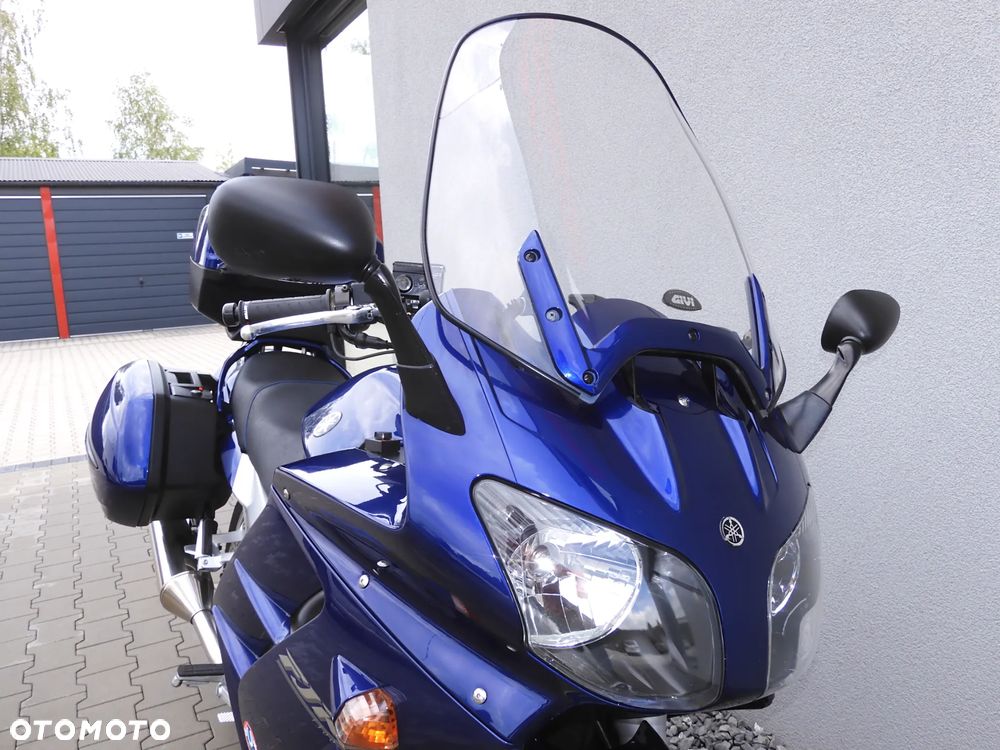 Yamaha FJR - 3