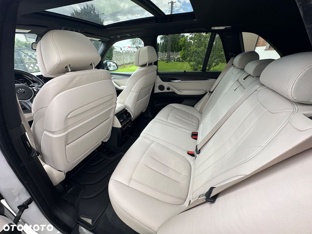 BMW X5 xDrive35i - 19