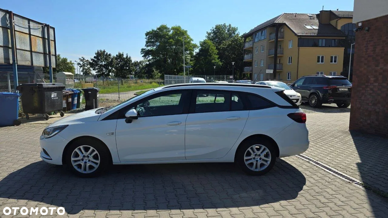 Opel Astra V 1.6 CDTI Enjoy - 5