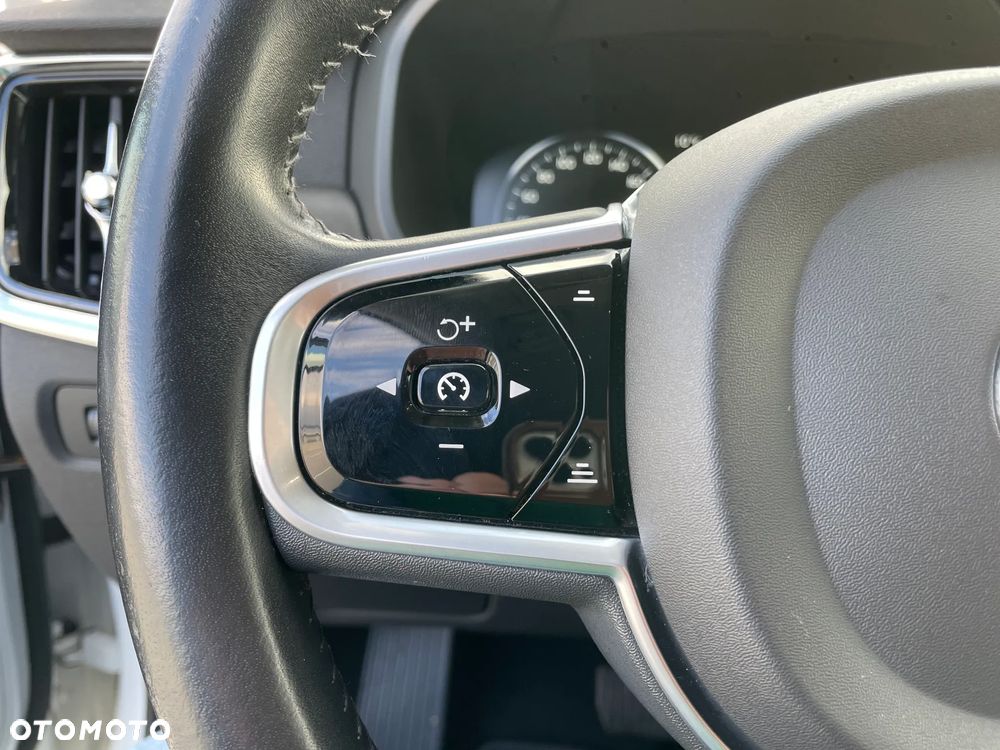 Volvo V90 Cross Country T5 AWD Pro - 32