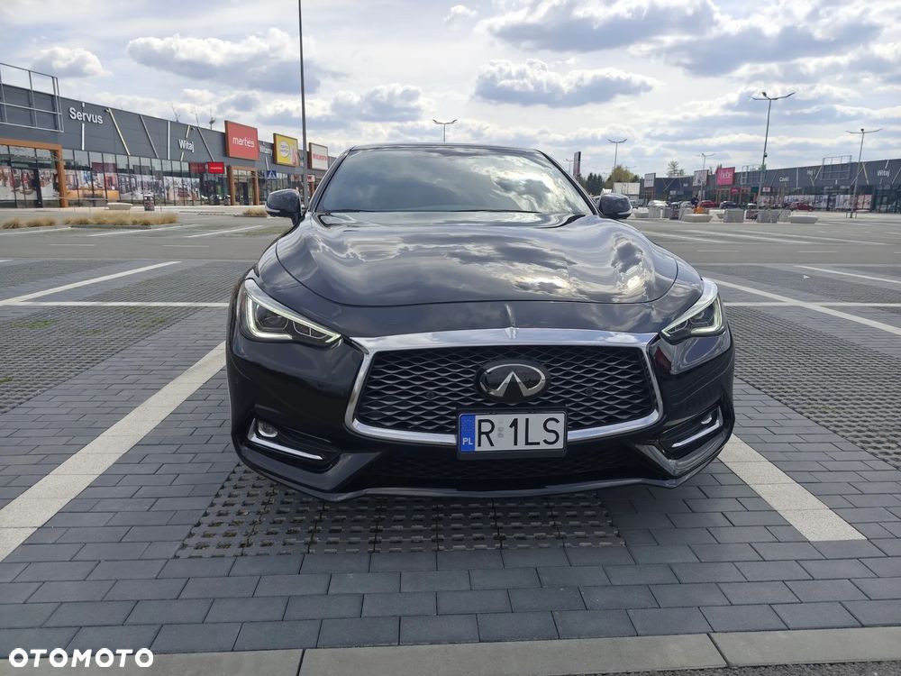 Infiniti Q60 3.0t AWD Sport Tech - 4