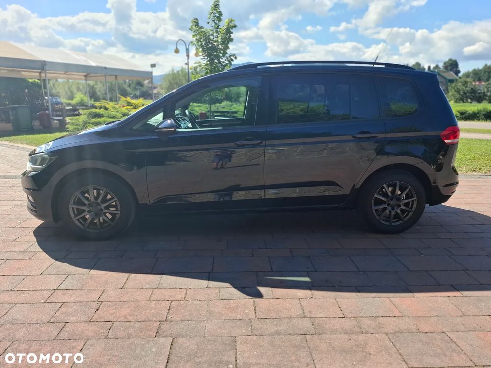 Volkswagen Touran 2.0 TDI SCR DSG Comfortline - 3