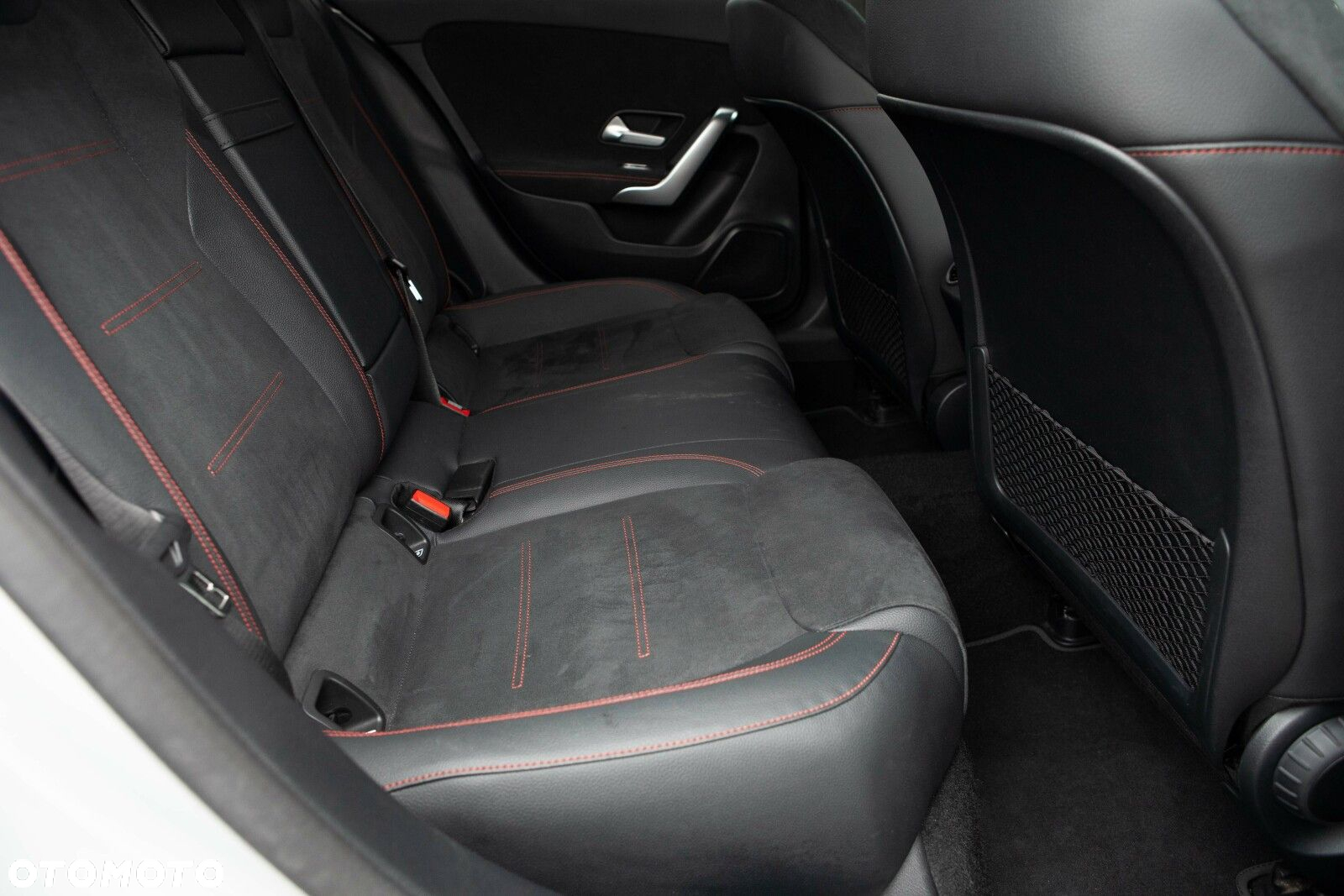 Mercedes-Benz Klasa A 200 AMG Line 7G-DCT - 25