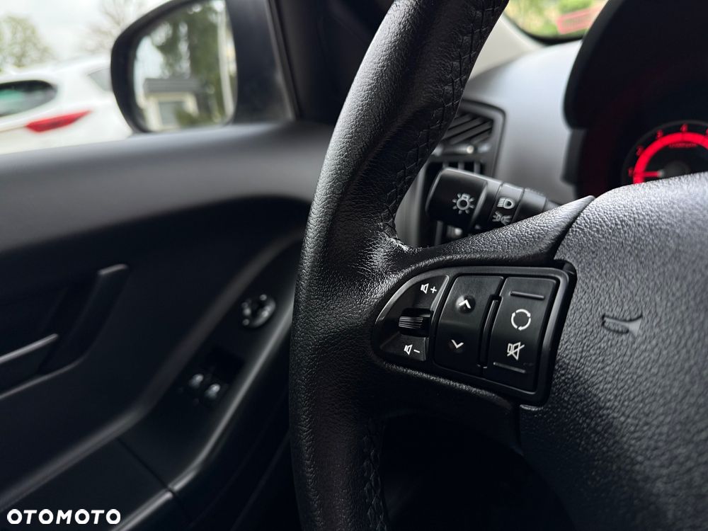 Kia Ceed 1.4 CVVT Dream-Team Edition - 6