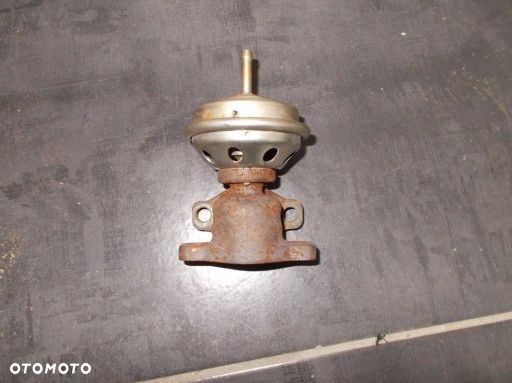 VW PASSAT B5 1,9TDI ZAWÓR EGR golf sharan AHU - 1