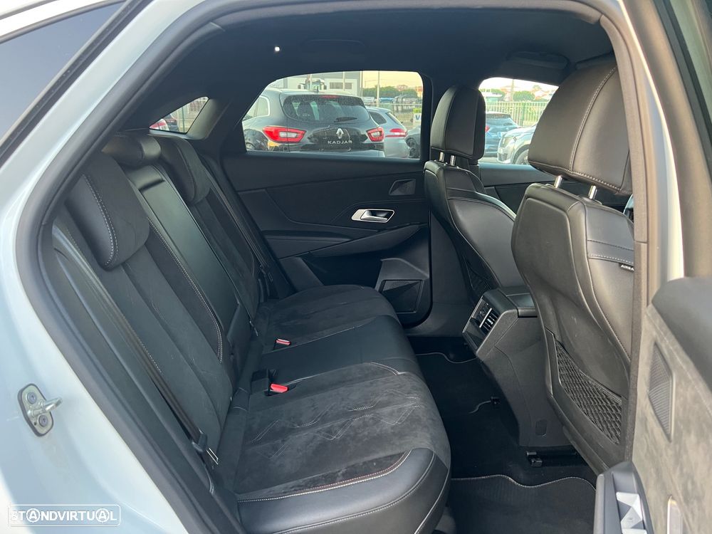 DS DS7 Crossback 1.5 BlueHDi Performance Line EAT8 - 26
