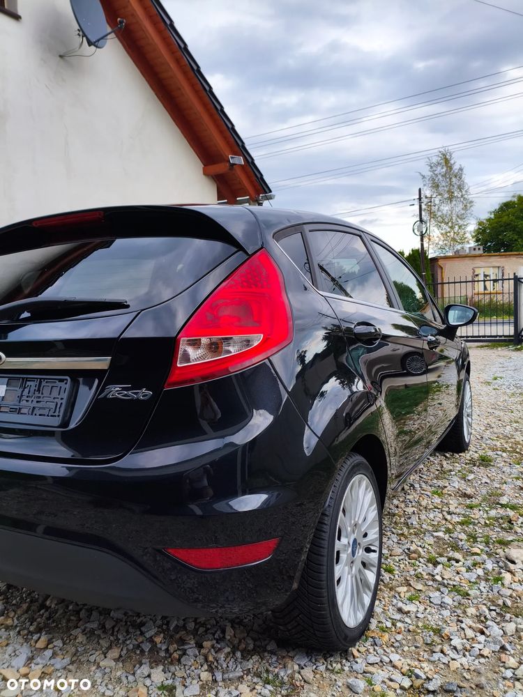 Ford Fiesta 1.4 Titanium EU5 - 5