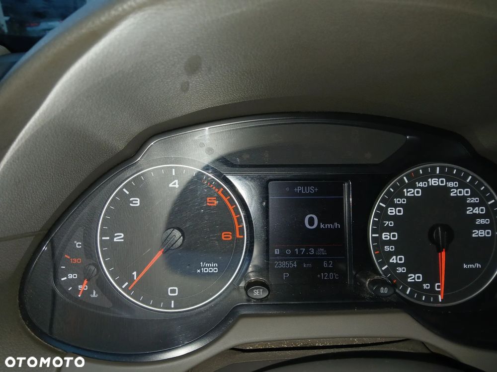 Audi Q5 2009 photo 2