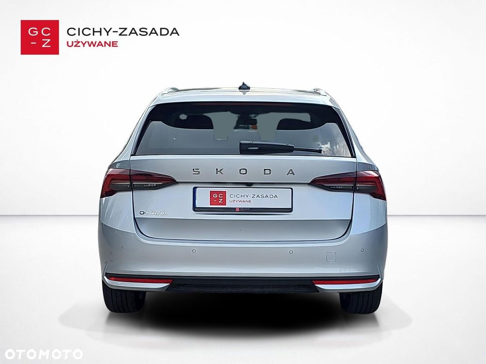 Skoda Octavia 1.5 TSI mHEV Selection DSG - 6