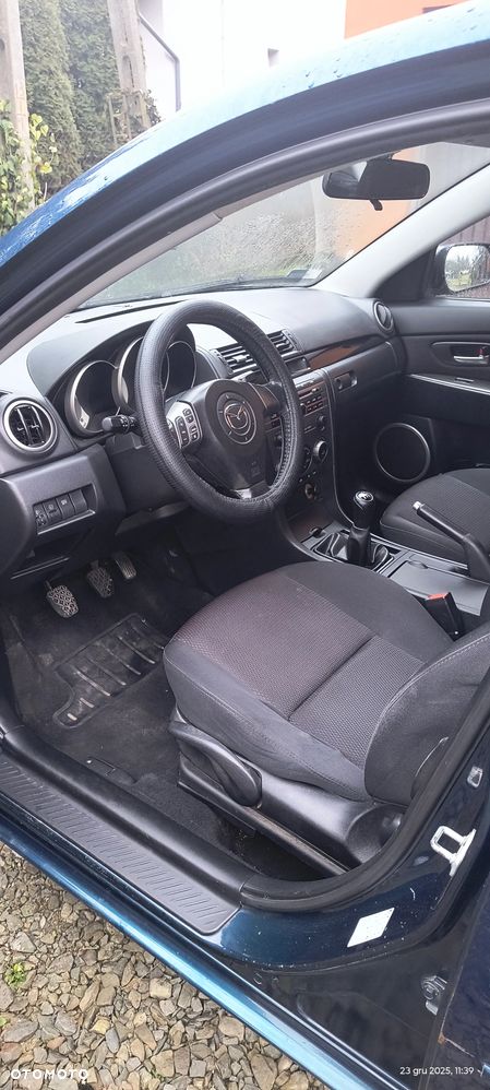 Mazda 3 - 8