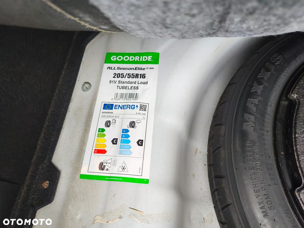 Kia ProCeed Pro_cee'd 1.4 M - 19