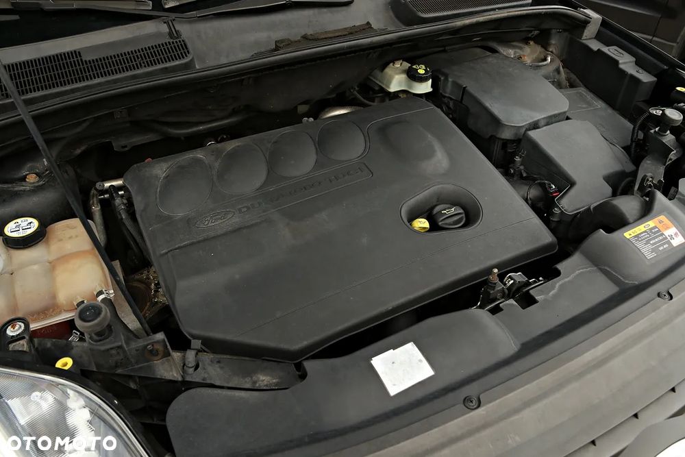 Ford Kuga 2.0 TDCi 2x4 Trend - 40
