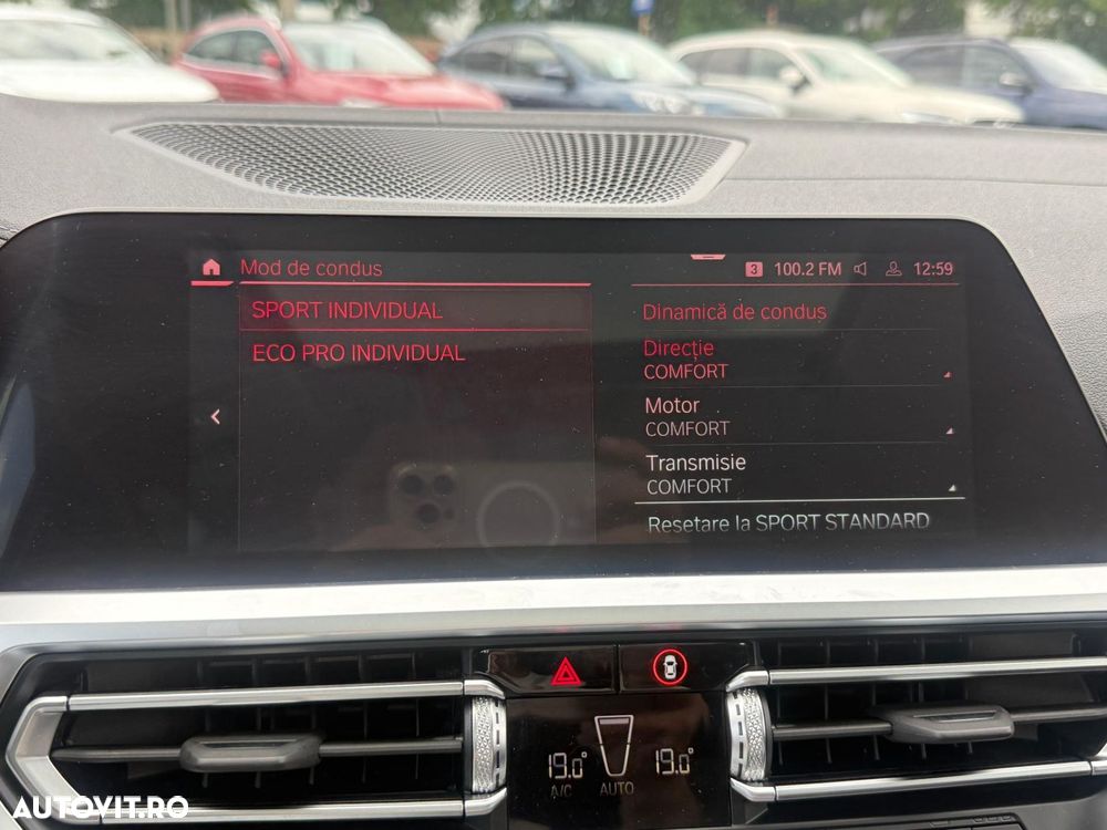 BMW Seria 3 320d xDrive AT Luxury Line - 16
