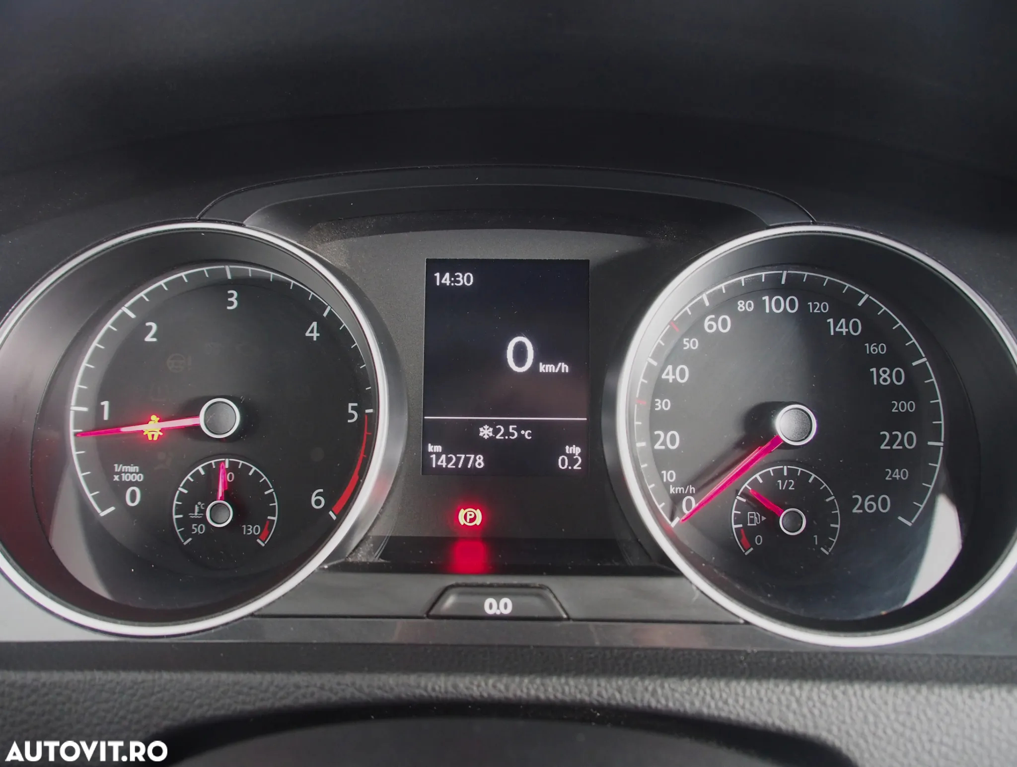 Volkswagen Golf 1.6 TDI Trendline - 10