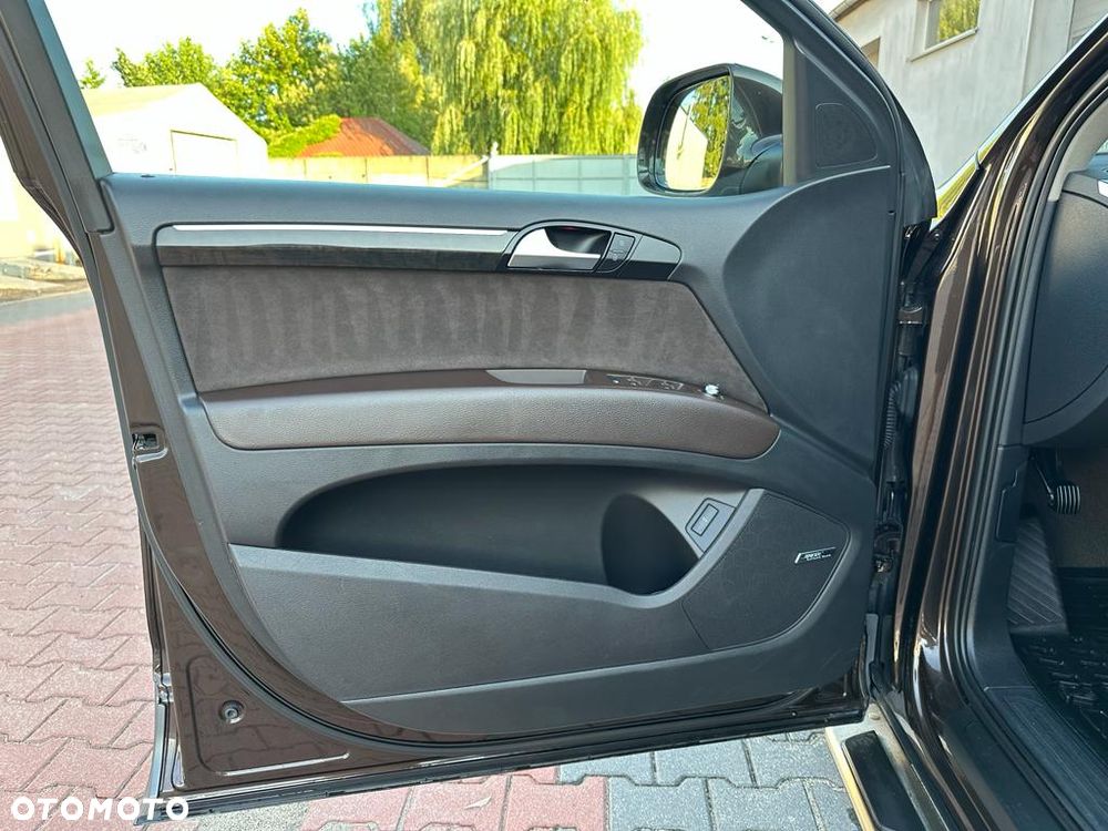Audi Q7 3.0 TDI DPF Quattro Tiptronic - 24